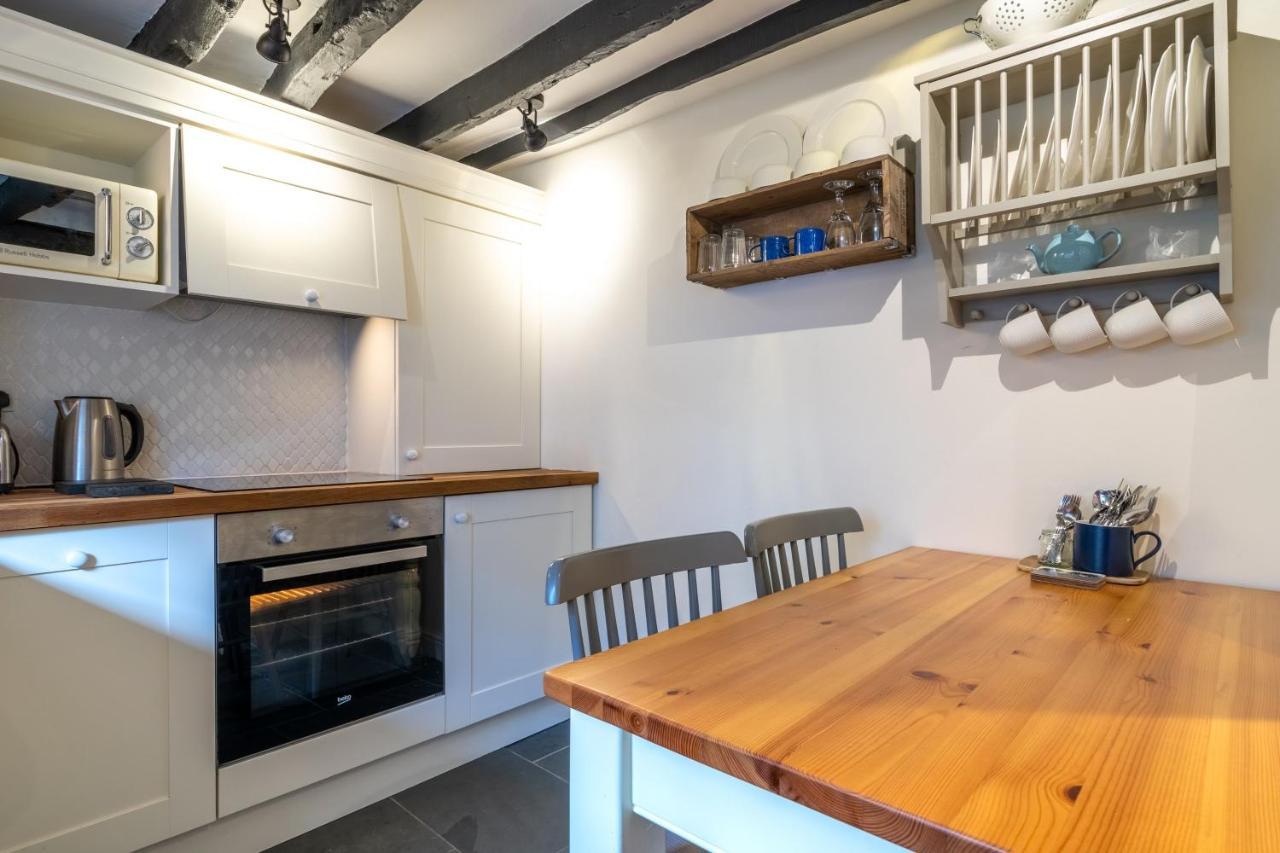 Low Nook Cottage - Gorgeous Decor โบรกห์ตัน อิน เฟอร์เนส ภายนอก รูปภาพ