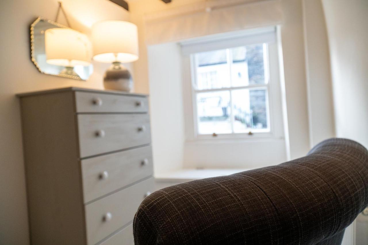 Low Nook Cottage - Gorgeous Decor โบรกห์ตัน อิน เฟอร์เนส ภายนอก รูปภาพ